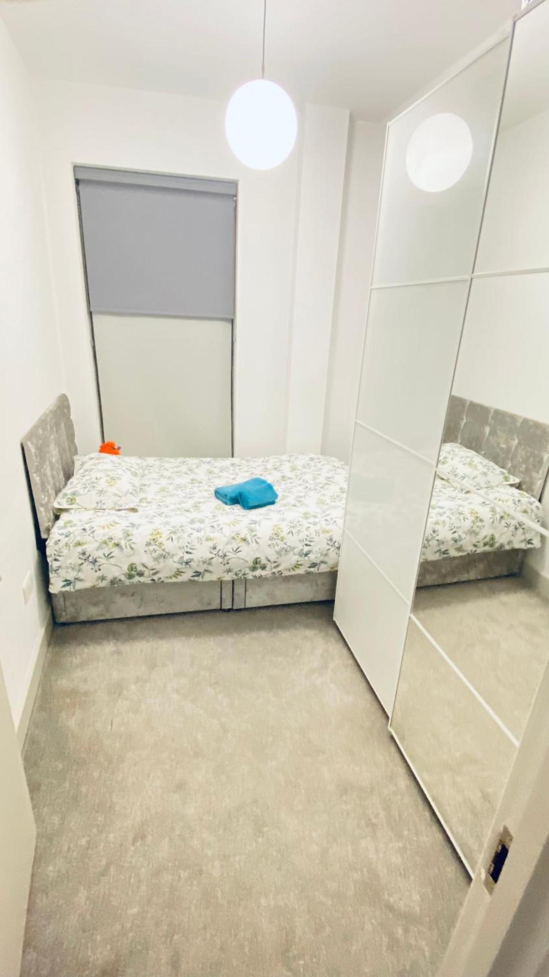 Shadwell - Walking Distance To Tower Bridge, Two Stations In Close Proximity لندن المظهر الخارجي الصورة
