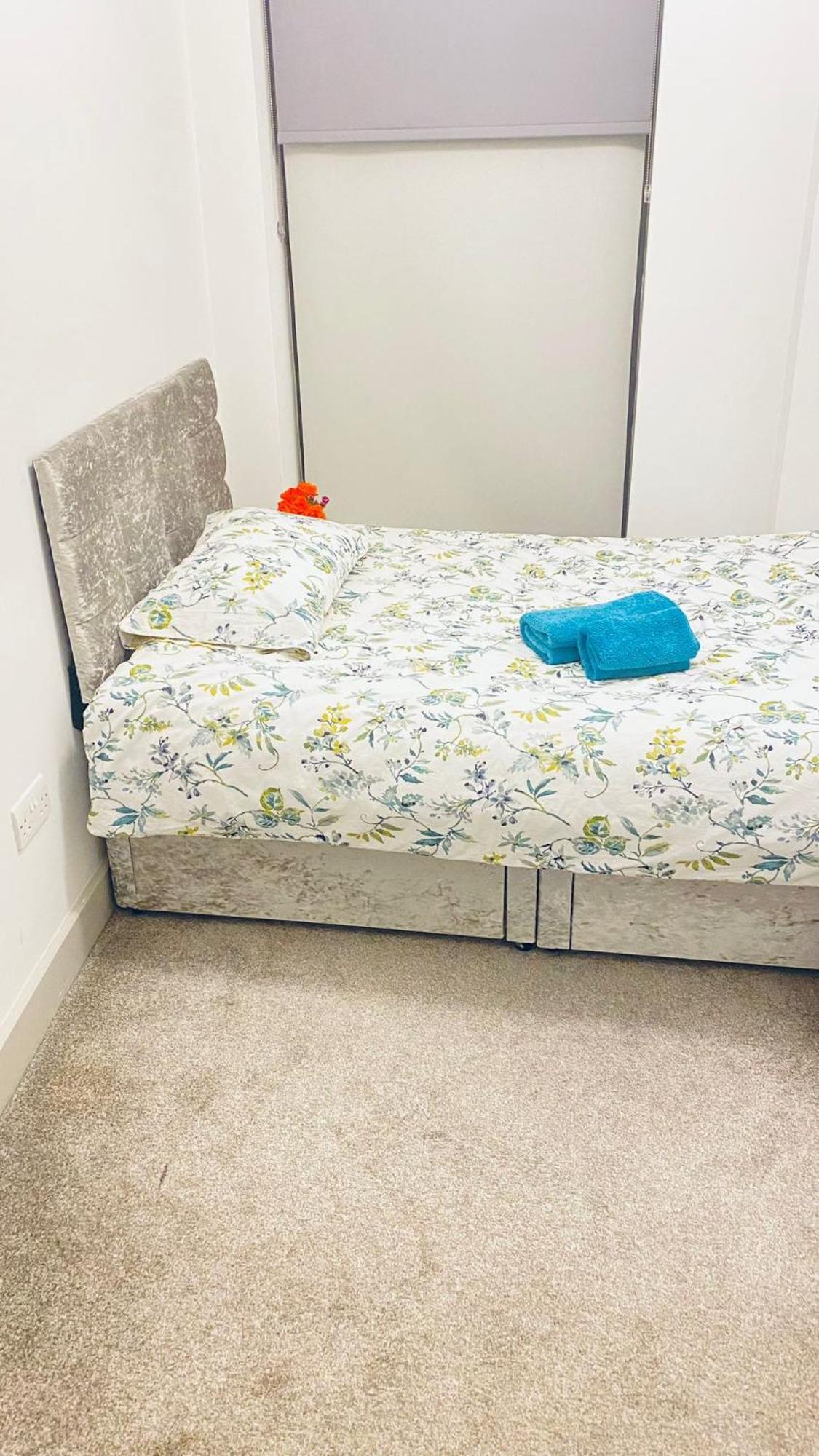 Shadwell - Walking Distance To Tower Bridge, Two Stations In Close Proximity لندن المظهر الخارجي الصورة